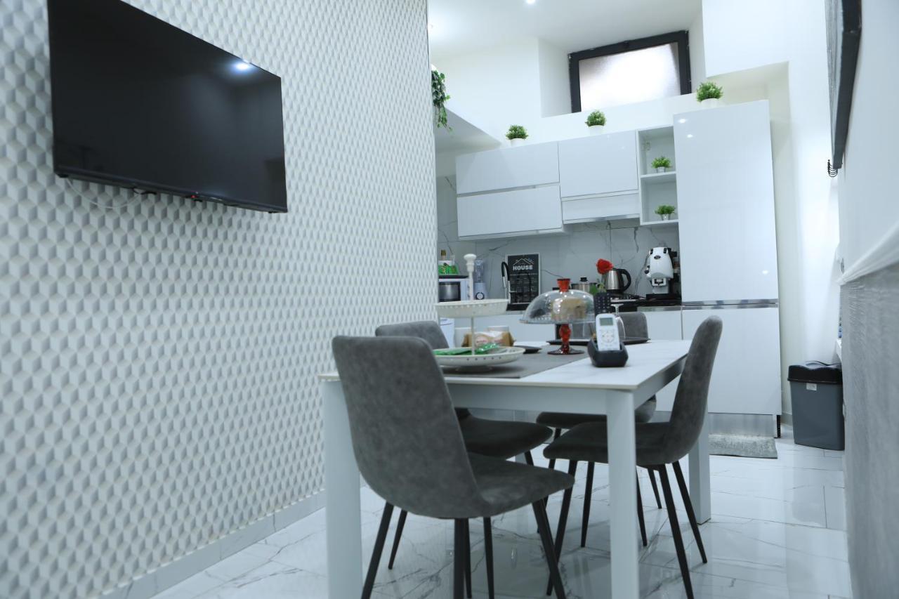 Apartamento Santi House Catania Exterior foto