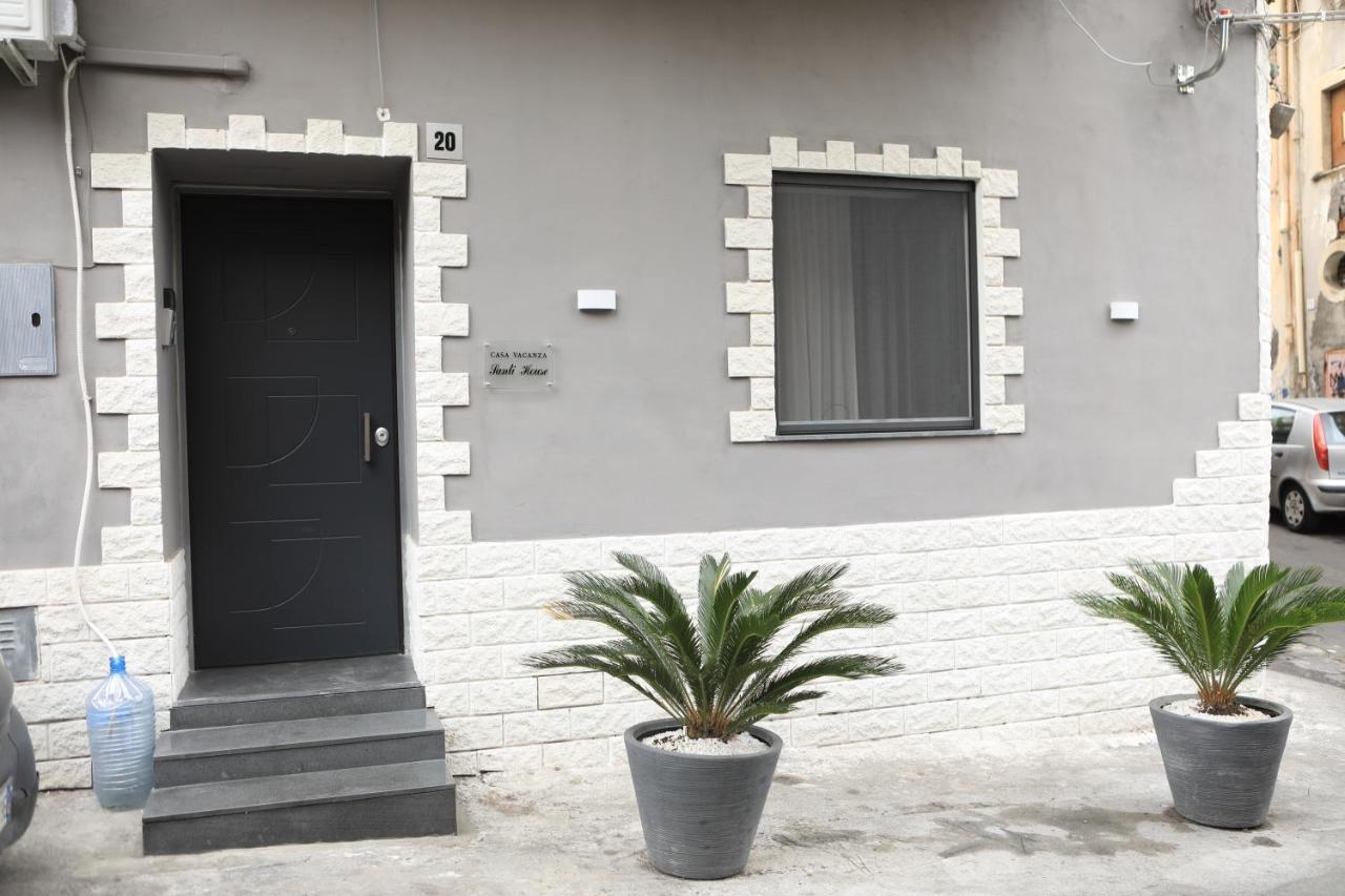 Apartamento Santi House Catania Exterior foto
